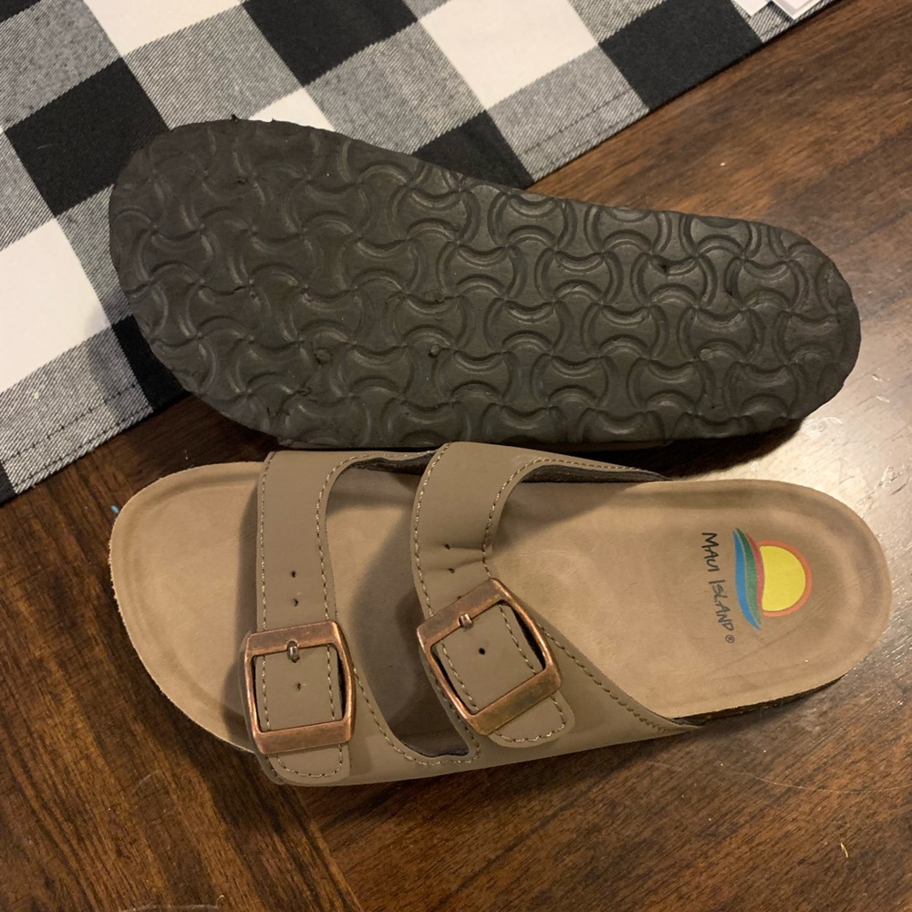 Girls sandals